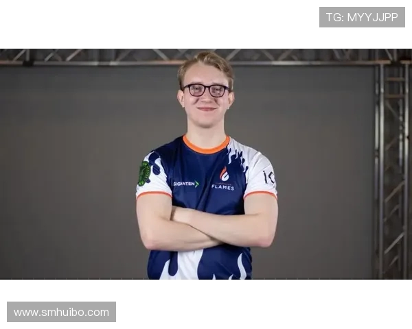 杨强专访:从青涩玩家到CSGO职业战队领军者的成长之路 杨强专访:从青涩玩家到CSGO职业战队领军者的成长之路